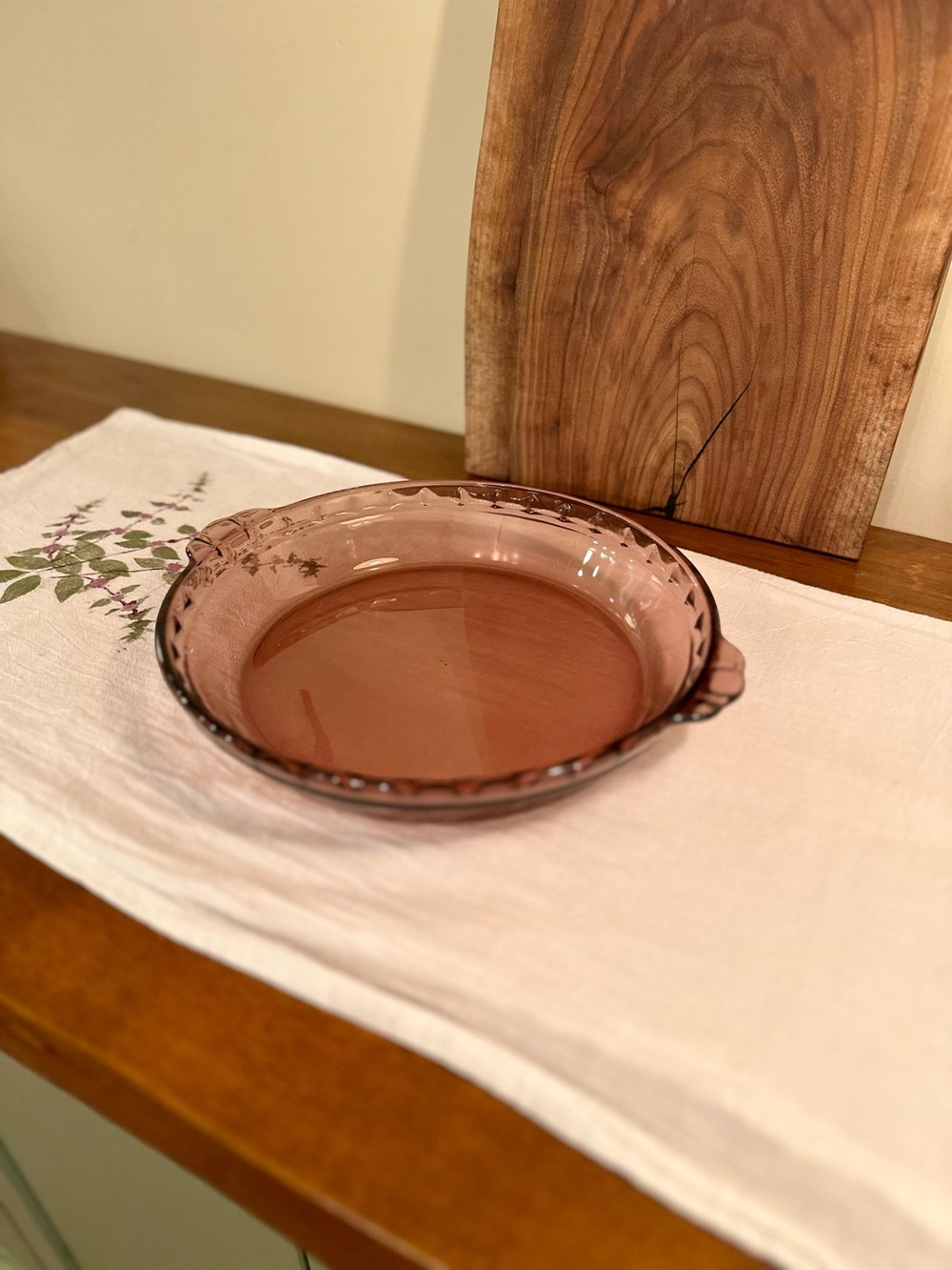 PYREX Cranberry Glass 229 Pie Plate Serving Dish 10" Scalloped Edge Vintage